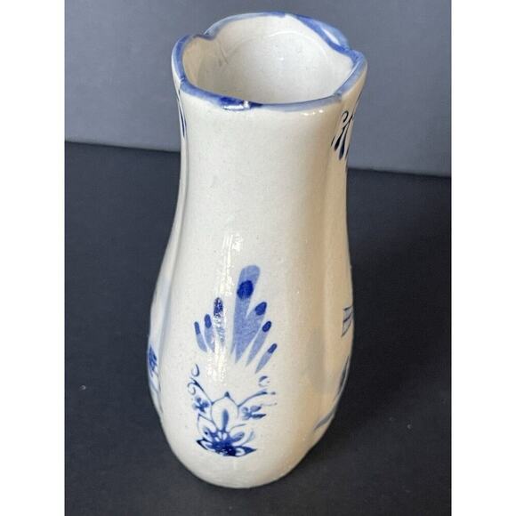 Vintage Noble Hall Blue White Mini Bud Vase Hand Painted Cottagecore Farmhouse - Picture 4 of 8